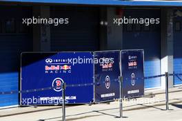 Garage doors down and covers up at Red Bull Racing. 30.01.2014. Formula One Testing, Day Three, Jerez, Spain.