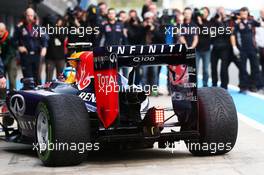 Sebastian Vettel (GER) Red Bull Racing RB10 runs for the first time - rear diffuser and rear wing detail. 28.01.2014. Formula One Testing, Day One, Jerez, Spain.