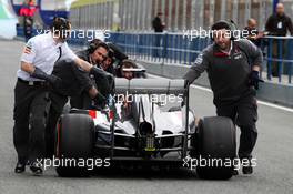 Esteban Gutierrez (MEX) Sauber C33 is pushed back down the pit lane. 28.01.2014. Formula One Testing, Day One, Jerez, Spain.