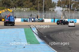 Lewis Hamilton (GBR) Mercedes AMG F1 W05 crashes at the first corner. 28.01.2014. Formula One Testing, Day One, Jerez, Spain.