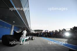 (L to R): Lewis Hamilton (GBR) Mercedes AMG F1 and team mate Nico Rosberg (GER) Mercedes AMG F1 unveil the new Mercedes AMG F1 W05. 28.01.2014. Formula One Testing, Day One, Jerez, Spain.