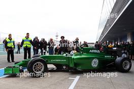 Marcus Ericsson (SWE) Caterham CT05 leaves the pits for the first time. 28.01.2014. Formula One Testing, Day One, Jerez, Spain.
