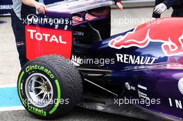 Red Bull Racing RB10 rear wing and rear suspension detail. 28.01.2014. Formula One Testing, Day One, Jerez, Spain.
