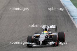 Esteban Gutierrez (MEX) Sauber C33. 28.01.2014. Formula One Testing, Day One, Jerez, Spain.