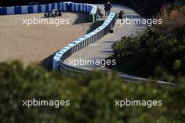 Esteban Gutierrez (MEX) Sauber C33 runs into a gravel trap. 29.01.2014. Formula One Testing, Day Two, Jerez, Spain.
