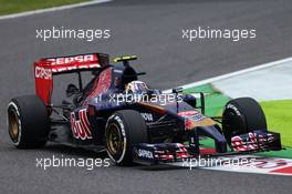 Daniil Kvyat (RUS) Scuderia Toro Rosso STR9. 03.10.2014. Formula 1 World Championship, Rd 15, Japanese Grand Prix, Suzuka, Japan, Practice Day.