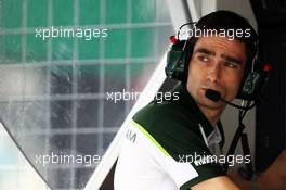 Tim Wright (GBR) Caterham F1 Team Race Engineer. 04.10.2014. Formula 1 World Championship, Rd 15, Japanese Grand Prix, Suzuka, Japan, Qualifying Day.