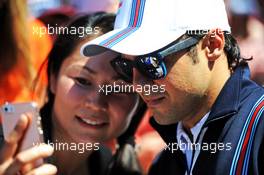 Felipe Massa (BRA) Williams with fans. 23.05.2014. Formula 1 World Championship, Rd 6, Monaco Grand Prix, Monte Carlo, Monaco, Friday.