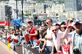 Fans at the pit lane. 23.05.2014. Formula 1 World Championship, Rd 6, Monaco Grand Prix, Monte Carlo, Monaco, Friday.