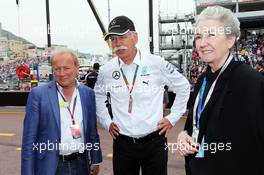 Werner Heinz (GER) Driver Manager (Left) with Dr. Dieter Zetsche (GER) Daimler AG CEO (Centre). 25.05.2014. Formula 1 World Championship, Rd 6, Monaco Grand Prix, Monte Carlo, Monaco, Race Day.