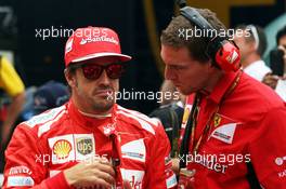 (L to R): Fernando Alonso (ESP) Ferrari on the grid. 25.05.2014. Formula 1 World Championship, Rd 6, Monaco Grand Prix, Monte Carlo, Monaco, Race Day.