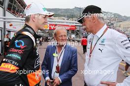 (L to R): Nico Hulkenberg (GER) Sahara Force India F1 with his manager Manfred Zimmerman (GER) CMG and Dr. Dieter Zetsche (GER) Daimler AG CEO. 25.05.2014. Formula 1 World Championship, Rd 6, Monaco Grand Prix, Monte Carlo, Monaco, Race Day.