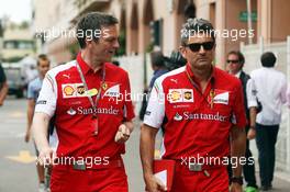 (L to R): James Allison (GBR) Ferrari Chassis Technical Director with Marco Mattiacci (ITA) Ferrari Team Principal. 25.05.2014. Formula 1 World Championship, Rd 6, Monaco Grand Prix, Monte Carlo, Monaco, Race Day.