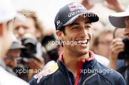 Daniel Ricciardo (AUS) Red Bull Racing on the drivers parade. 25.05.2014. Formula 1 World Championship, Rd 6, Monaco Grand Prix, Monte Carlo, Monaco, Race Day.