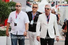 Alan Pardew (GBR) Newcastle FC Manager (Right). 25.05.2014. Formula 1 World Championship, Rd 6, Monaco Grand Prix, Monte Carlo, Monaco, Race Day.