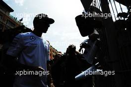 Lewis Hamilton (GBR) Mercedes AMG F1 signs autographs for the fans. 21.05.2014. Formula 1 World Championship, Rd 6, Monaco Grand Prix, Monte Carlo, Monaco, Preparation Day.