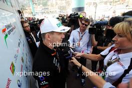 Nico Hulkenberg (GER) Sahara Force India F1 with Rachel Brookes (GBR) Sky Sports F1 Reporter and the media. 21.05.2014. Formula 1 World Championship, Rd 6, Monaco Grand Prix, Monte Carlo, Monaco, Preparation Day.