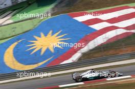 Lewis Hamilton (GBR), Mercedes AMG F1 Team  28.03.2014. Formula 1 World Championship, Rd 2, Malaysian Grand Prix, Sepang, Malaysia, Friday.