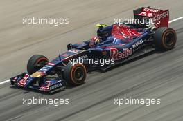 Daniil Kvyat (RUS) Scuderia Toro Rosso STR9. 28.03.2014. Formula 1 World Championship, Rd 2, Malaysian Grand Prix, Sepang, Malaysia, Friday.
