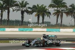 Lewis Hamilton (GBR) Mercedes AMG F1 W05. 28.03.2014. Formula 1 World Championship, Rd 2, Malaysian Grand Prix, Sepang, Malaysia, Friday.