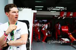 Benedict Cumberbatch (GBR) Actor. 29.03.2014. Formula 1 World Championship, Rd 2, Malaysian Grand Prix, Sepang, Malaysia, Saturday.