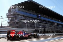 Daniil Kvyat (RUS) Scuderia Toro Rosso STR9. 10.10.2014. Formula 1 World Championship, Rd 16, Russian Grand Prix, Sochi Autodrom, Sochi, Russia, Practice Day.