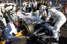 Valtteri Bottas (FIN) Williams FW36 on the grid. 12.10.2014. Formula 1 World Championship, Rd 16, Russian Grand Prix, Sochi Autodrom, Sochi, Russia, Race Day.