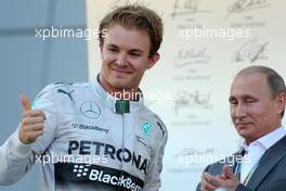 nNico Rosberg (GER), Mercedes AMG F1 Team and Vladimir Putin (RUS) Russian President 12.10.2014. Formula 1 World Championship, Rd 16, Russian Grand Prix, Sochi Autodrom, Sochi, Russia, Race Day.