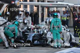 Lewis Hamilton (GBR) Mercedes AMG F1 pit stop 12.10.2014. Formula 1 World Championship, Rd 16, Russian Grand Prix, Sochi Autodrom, Sochi, Russia, Race Day.