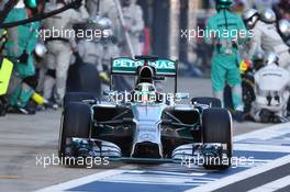 Lewis Hamilton (GBR) Mercedes AMG F1 pit stop. 12.10.2014. Formula 1 World Championship, Rd 16, Russian Grand Prix, Sochi Autodrom, Sochi, Russia, Race Day.