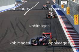 Daniil Kvyat (RUS), Scuderia Toro Rosso  12.10.2014. Formula 1 World Championship, Rd 16, Russian Grand Prix, Sochi Autodrom, Sochi, Russia, Race Day.