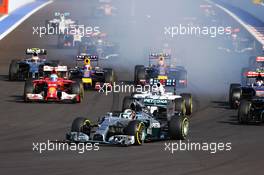 Lewis Hamilton (GBR) Mercedes AMG F1 W05 at the start of the race. 12.10.2014. Formula 1 World Championship, Rd 16, Russian Grand Prix, Sochi Autodrom, Sochi, Russia, Race Day.