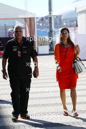 Dr. Vijay Mallya (IND) Sahara Force India F1 Team Owner. 11.10.2014. Formula 1 World Championship, Rd 16, Russian Grand Prix, Sochi Autodrom, Sochi, Russia, Qualifying Day.