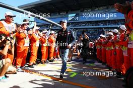 Daniil Kvyat (RUS) Scuderia Toro Rosso on the drivers parade. 12.10.2014. Formula 1 World Championship, Rd 16, Russian Grand Prix, Sochi Autodrom, Sochi, Russia, Race Day.