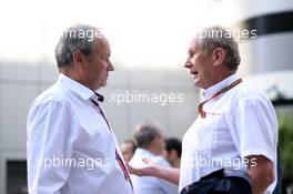 Dr Helmut Marko (AUT) Red Bull Motorsport Consultant (Right). 12.10.2014. Formula 1 World Championship, Rd 16, Russian Grand Prix, Sochi Autodrom, Sochi, Russia, Race Day.