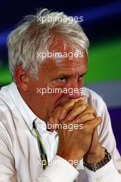 Charlie Whiting (GBR) FIA Delegate in a FIA Press Conference. 19.09.2014. Formula 1 World Championship, Rd 14, Singapore Grand Prix, Singapore, Singapore, Practice Day.