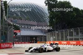 Valtteri Bottas (FIN) Williams FW36. 19.09.2014. Formula 1 World Championship, Rd 14, Singapore Grand Prix, Singapore, Singapore, Practice Day.