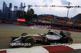 Nico Rosberg (GER) Mercedes AMG F1 W05. 19.09.2014. Formula 1 World Championship, Rd 14, Singapore Grand Prix, Singapore, Singapore, Practice Day.