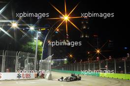 Lewis Hamilton (GBR) Mercedes AMG F1 W05. 21.09.2014. Formula 1 World Championship, Rd 14, Singapore Grand Prix, Singapore, Singapore, Race Day.