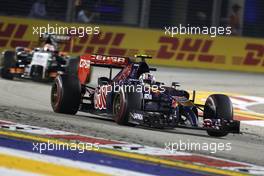 Daniil Kvyat (RUS), Scuderia Toro Rosso  21.09.2014. Formula 1 World Championship, Rd 14, Singapore Grand Prix, Singapore, Singapore, Race Day.