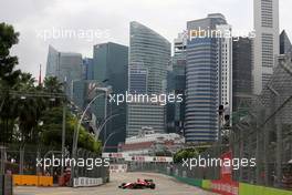 Jules Bianchi (FRA), Marussia F1 Team   20.09.2014. Formula 1 World Championship, Rd 14, Singapore Grand Prix, Singapore, Singapore, Qualifying Day.