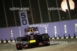 Daniel Ricciardo (AUS), Red Bull Racing  20.09.2014. Formula 1 World Championship, Rd 14, Singapore Grand Prix, Singapore, Singapore, Qualifying Day.