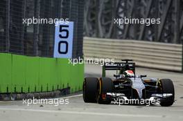 Adrian Sutil (GER) Sauber C33. 20.09.2014. Formula 1 World Championship, Rd 14, Singapore Grand Prix, Singapore, Singapore, Qualifying Day.