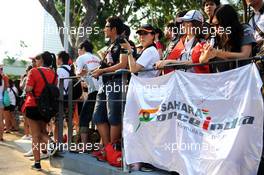 Sahara Force India F1 Team fans. 21.09.2014. Formula 1 World Championship, Rd 14, Singapore Grand Prix, Singapore, Singapore, Race Day.