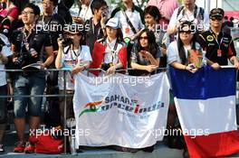 Sahara Force India F1 Team fans. 21.09.2014. Formula 1 World Championship, Rd 14, Singapore Grand Prix, Singapore, Singapore, Race Day.