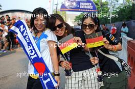 Fans. 21.09.2014. Formula 1 World Championship, Rd 14, Singapore Grand Prix, Singapore, Singapore, Race Day.