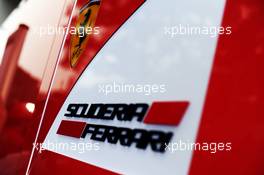 Ferrari logo. 18.09.2014. Formula 1 World Championship, Rd 14, Singapore Grand Prix, Singapore, Singapore, Preparation Day.
