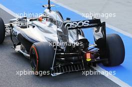 Stoffel Vandoorne (BEL) McLaren MP4-29 Test and Reserve Driver running sensor equipment. 08.07.2014. Formula One Testing, Silverstone, England, Tuesday.