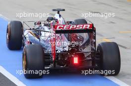 Daniil Kvyat (RUS) Scuderia Toro Rosso STR9 running sensor equipment. 09.07.2014. Formula One Testing, Silverstone, England, Wednesday.