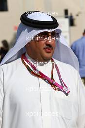 Sheikh Mohammed bin Essa Al Khalifa (BRN) CEO of the Bahrain Economic Development Board. 21.11.2014. Formula 1 World Championship, Rd 19, Abu Dhabi Grand Prix, Yas Marina Circuit, Abu Dhabi, Practice Day.